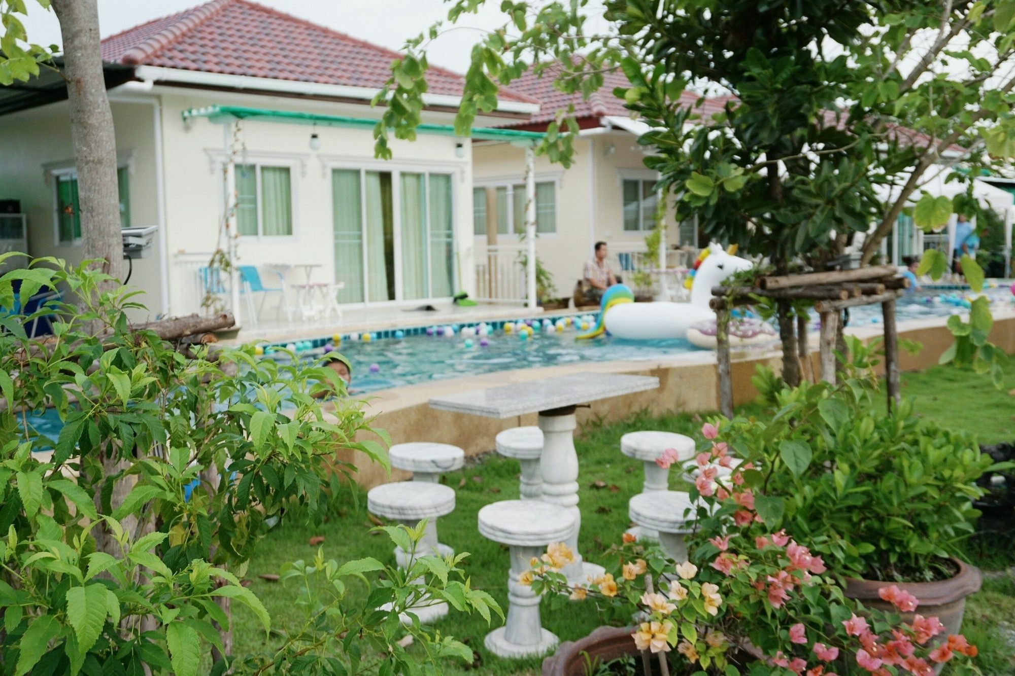 Sky And Water Resort Cha-Am Extérieur photo
